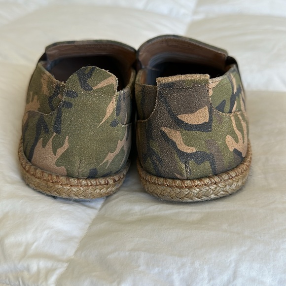 Warfield & Grand men’s slip on boat shoes size 10. - Picture 2 of 3